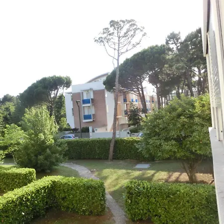 Residence Pineda Bibione Exterior photo